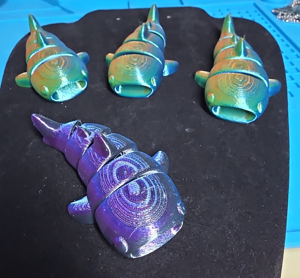 Tricolor 3D printed whale sharks articulating- Set of 4